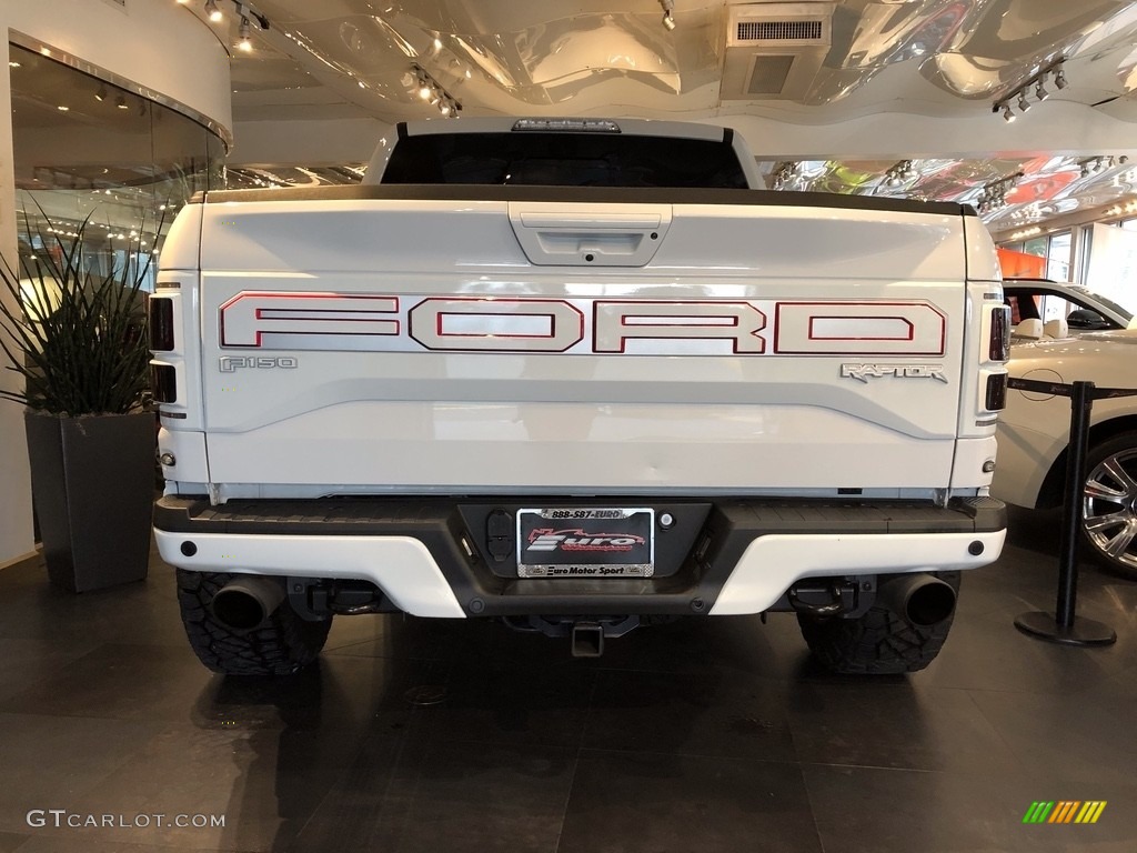 2017 F150 SVT Raptor SuperCrew 4x4 - Oxford White / Raptor Black/Orange Accent photo #30