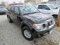 Magnetic Black - Frontier SV Crew Cab 4x4 Photo No. 4
