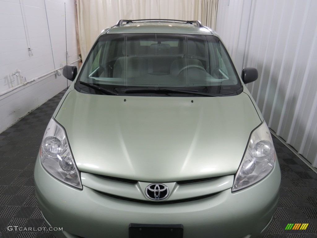 2007 Sienna LE - Silver Pine Mica / Stone photo #5