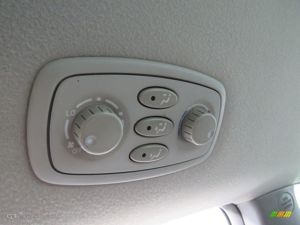 2007 Sienna LE - Silver Pine Mica / Stone photo #35