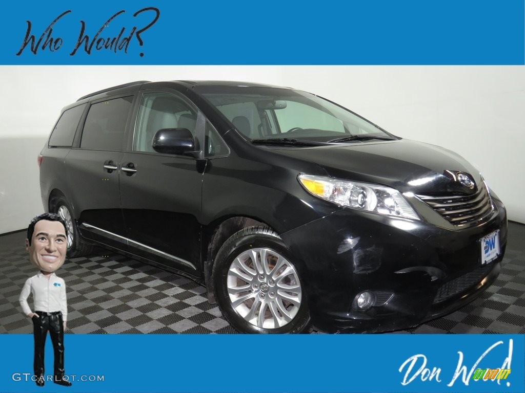 Attitude Black Toyota Sienna