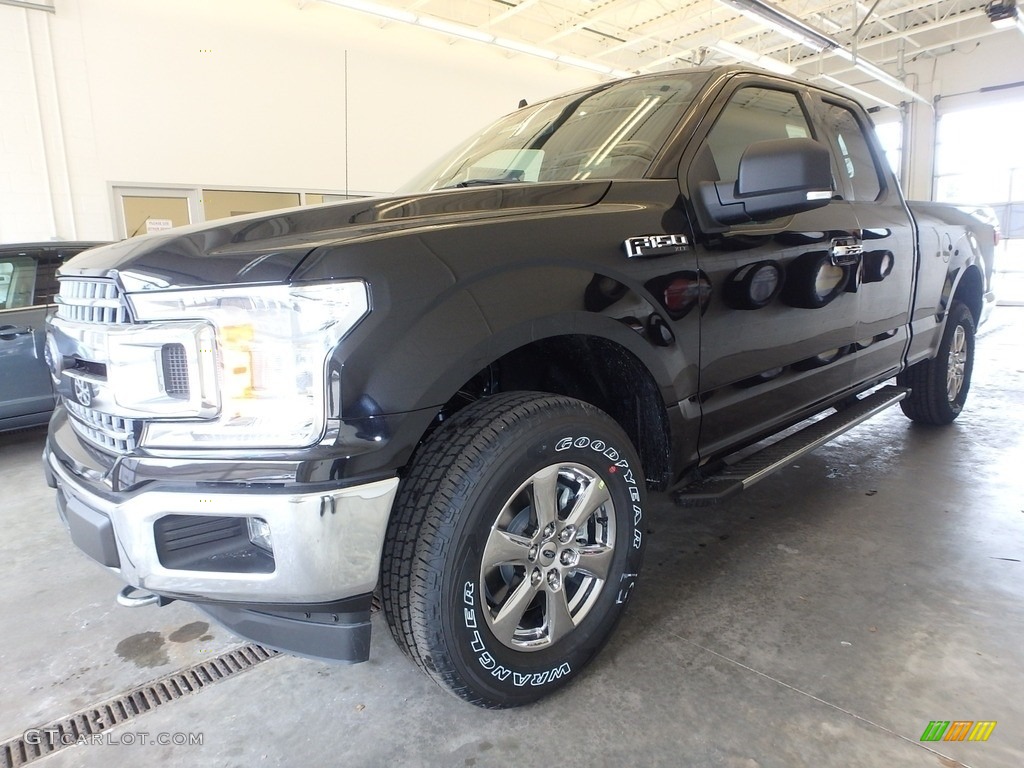 2019 F150 XLT SuperCab 4x4 - Agate Black / Earth Gray photo #4