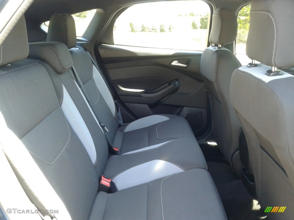 2018 Focus ST Hatch - Blue Metallic / Charcoal Black photo #13