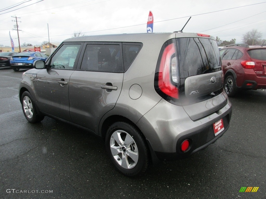 2019 Soul  - Titanium Gray / Black photo #5