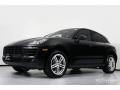 Black - Macan  Photo No. 3