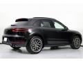 Black - Macan Sport Edition Photo No. 9