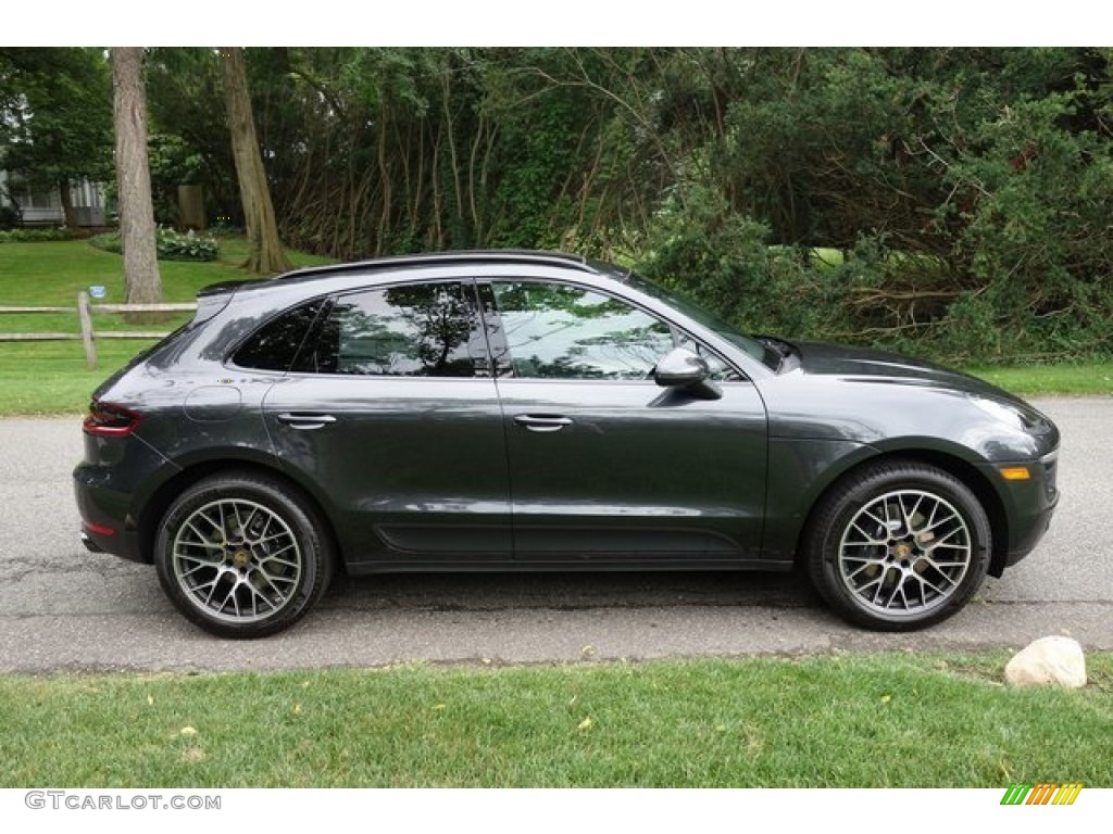 2018 Macan Sport Edition - Volcano Grey Metallic / Black photo #4