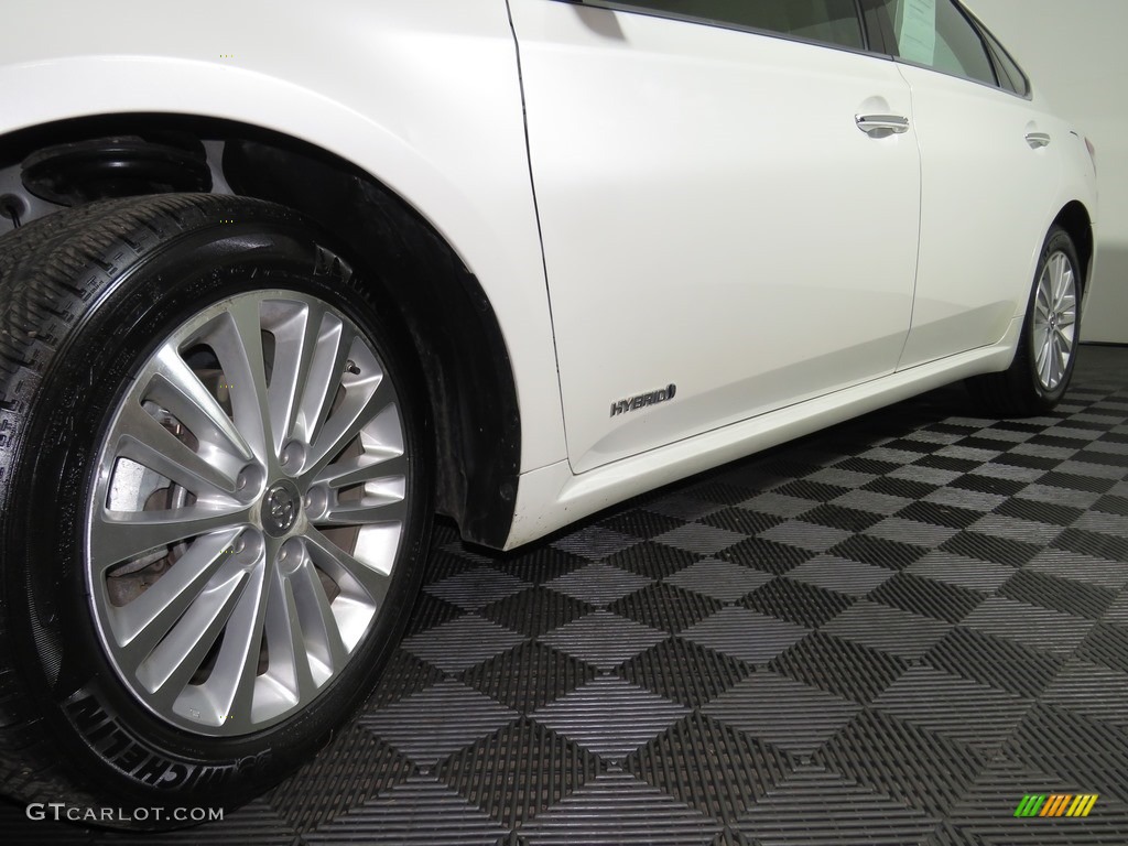 2014 Avalon Hybrid XLE Premium - Blizzard Pearl / Almond photo #22