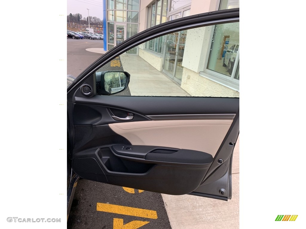 2019 Civic EX Hatchback - Polished Metal Metallic / Black/Ivory photo #25