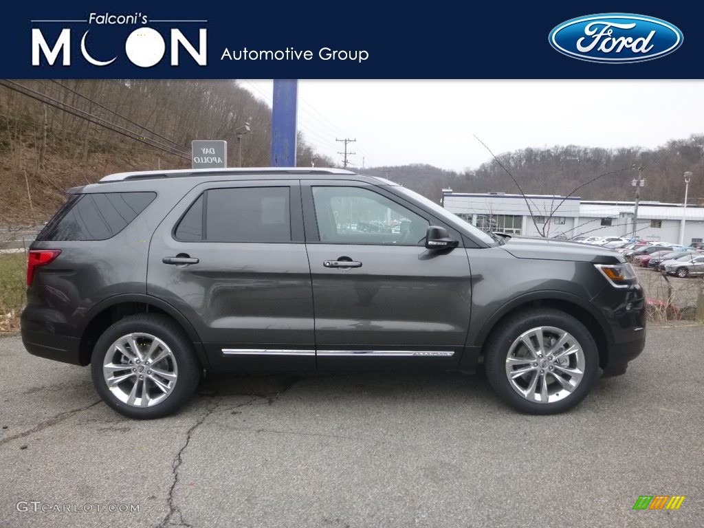 2019 Explorer XLT 4WD - Magnetic / Medium Black photo #1