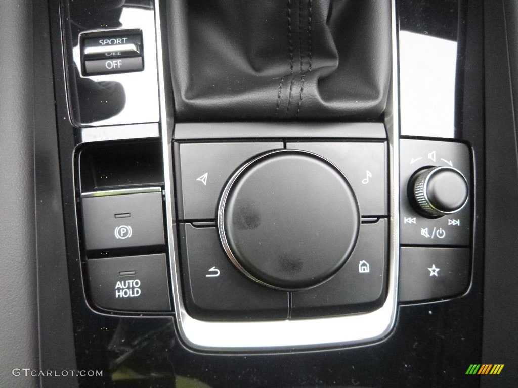 2019 Mazda MAZDA3 Hatchback Preferred Controls Photos