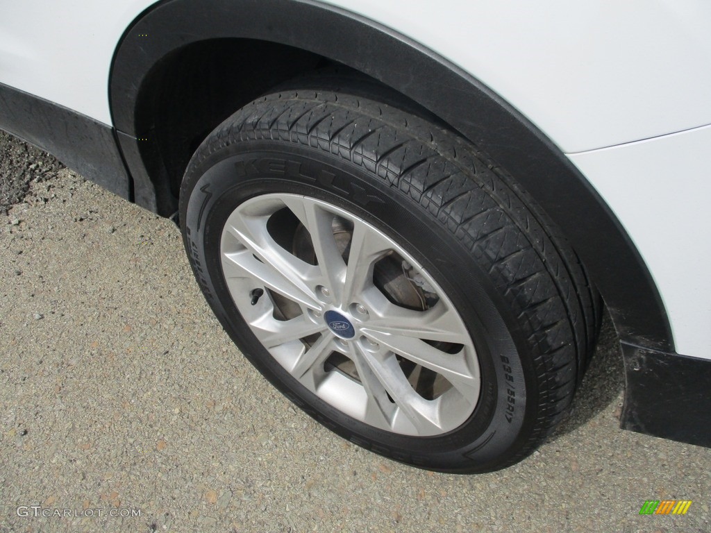 2017 Escape SE 4WD - Oxford White / Medium Light Stone photo #11