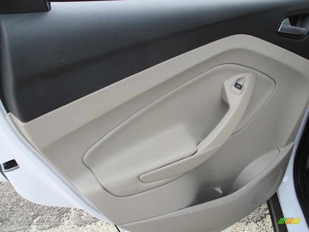 2017 Escape SE 4WD - Oxford White / Medium Light Stone photo #21