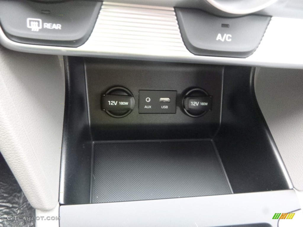 2019 Elantra SEL - Scarlet Red / Gray photo #15