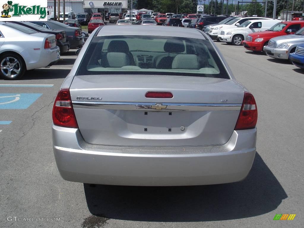 2006 Malibu LT Sedan - Silverstone Metallic / Titanium Gray photo #3