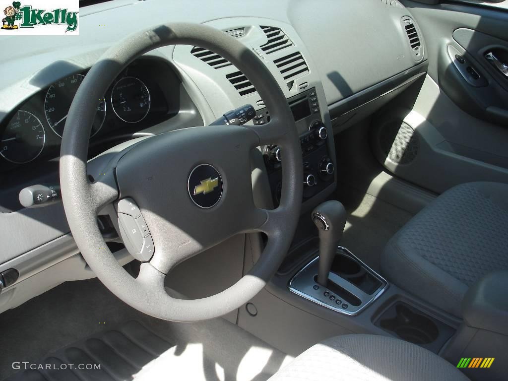 2006 Malibu LT Sedan - Silverstone Metallic / Titanium Gray photo #7