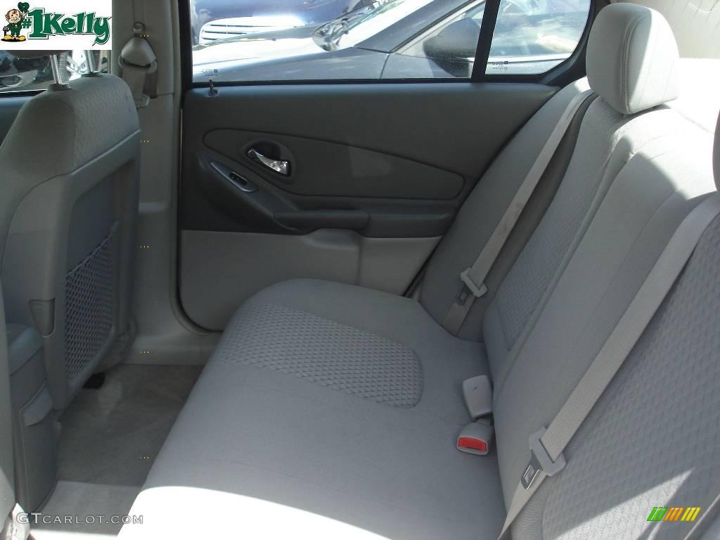 2006 Malibu LT Sedan - Silverstone Metallic / Titanium Gray photo #12