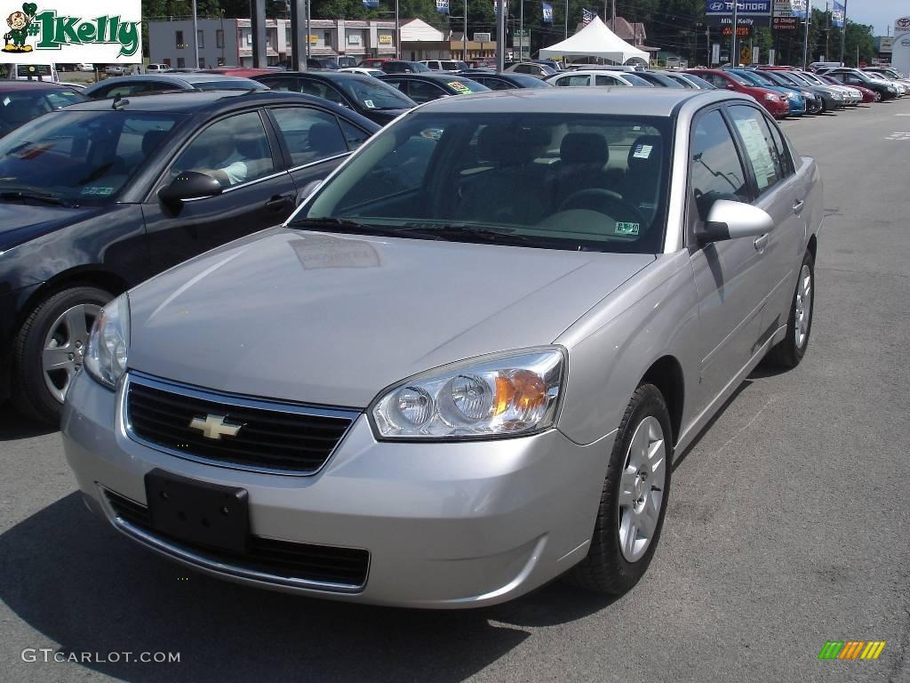 2006 Malibu LT Sedan - Silverstone Metallic / Titanium Gray photo #14