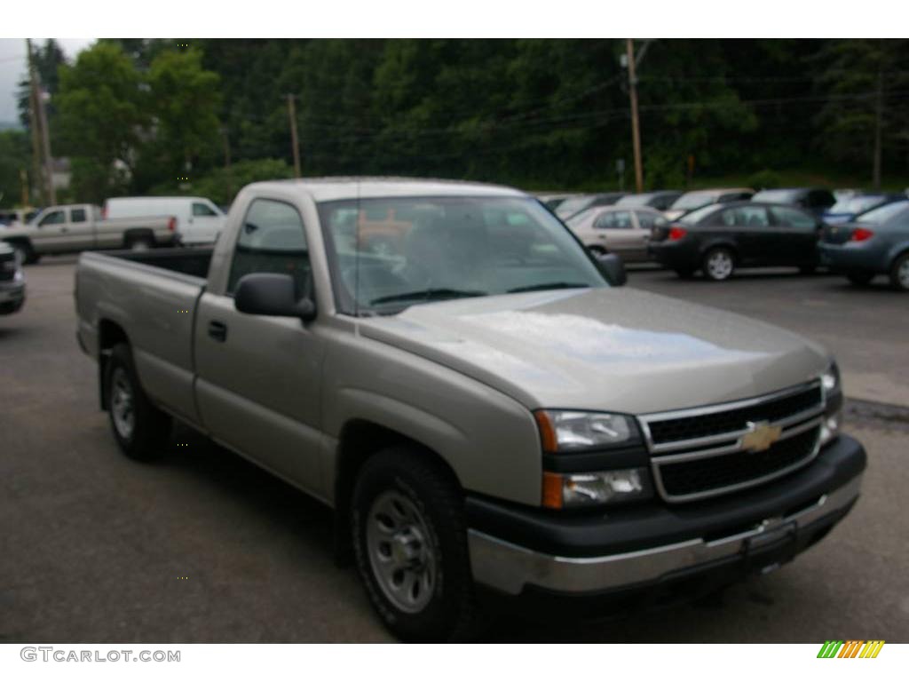 2006 Silverado 1500 Regular Cab - Silver Birch Metallic / Dark Charcoal photo #12