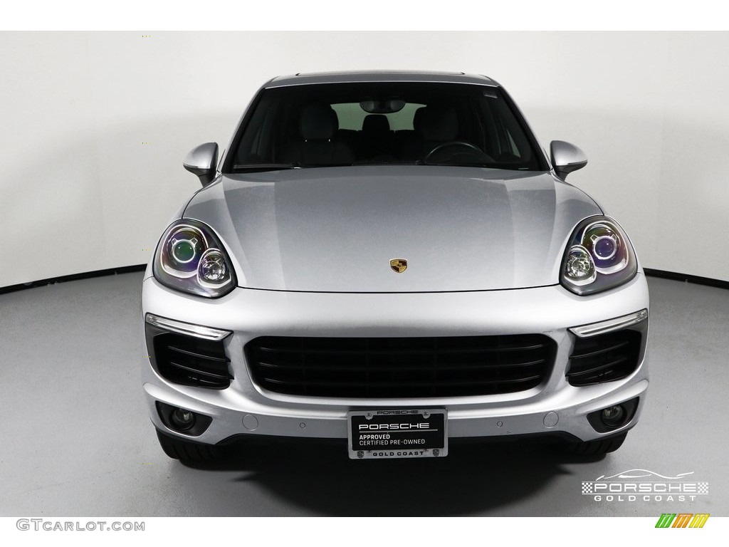 2016 Cayenne  - Rhodium Silver Metallic / Black photo #2
