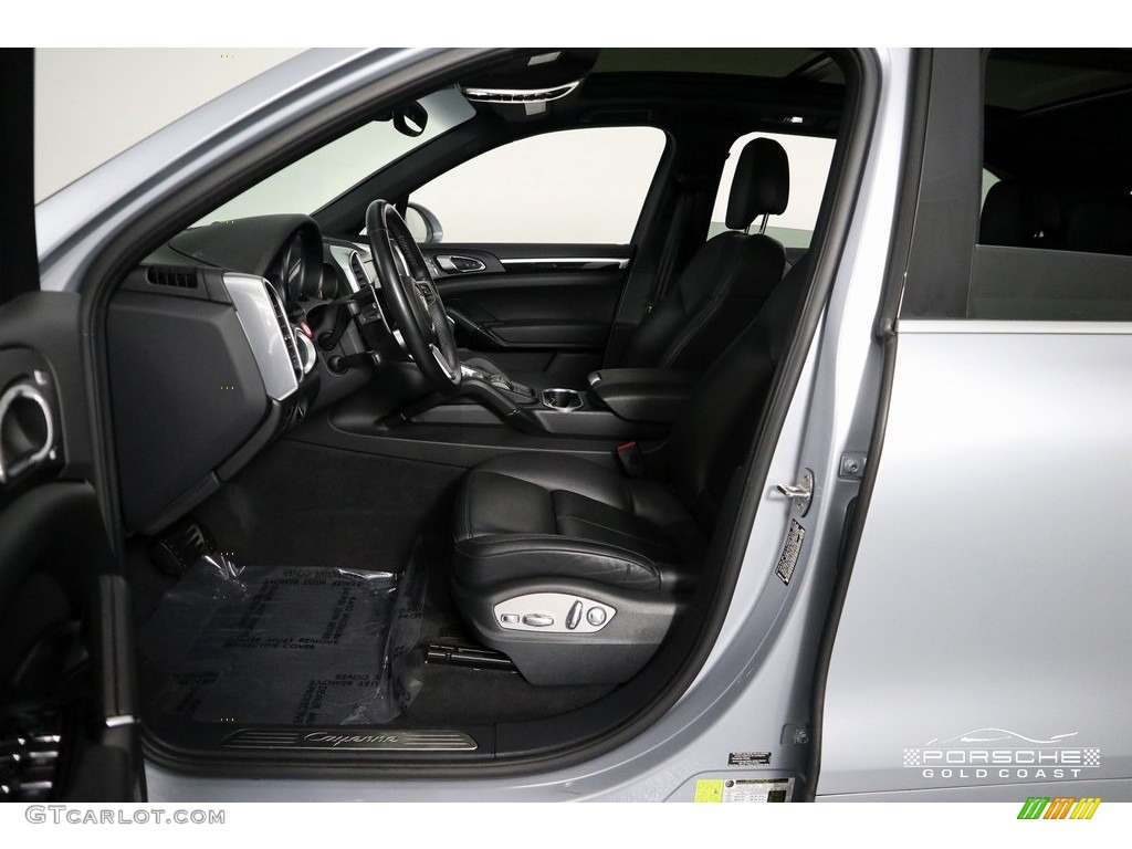 2016 Cayenne  - Rhodium Silver Metallic / Black photo #12