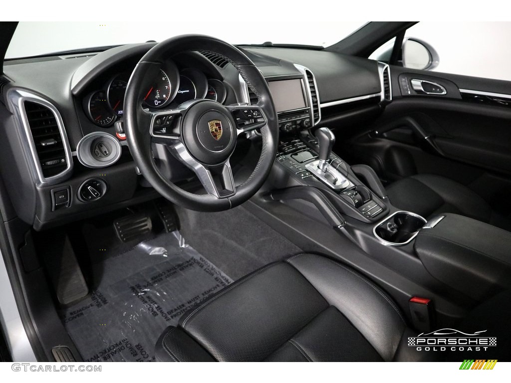 2016 Cayenne  - Rhodium Silver Metallic / Black photo #13