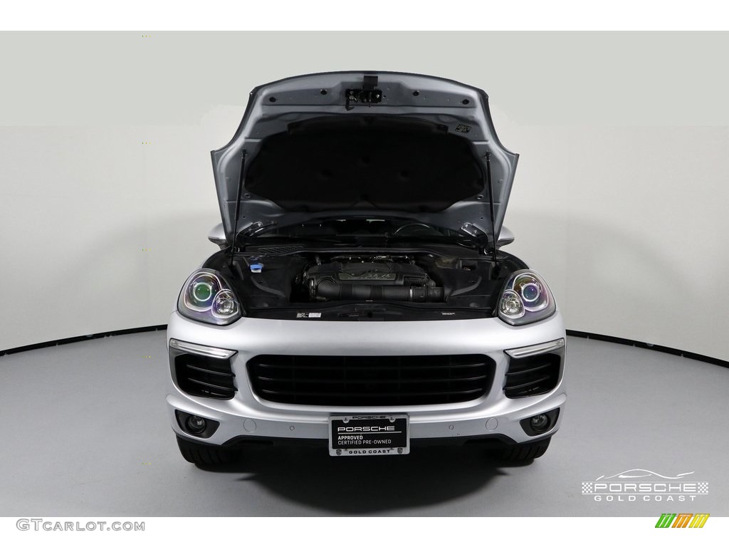 2016 Cayenne  - Rhodium Silver Metallic / Black photo #26