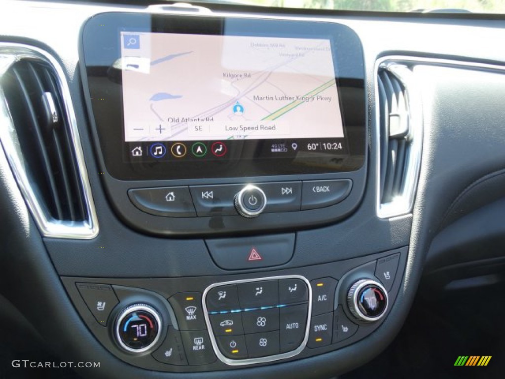 2019 Chevrolet Malibu Premier Controls Photos