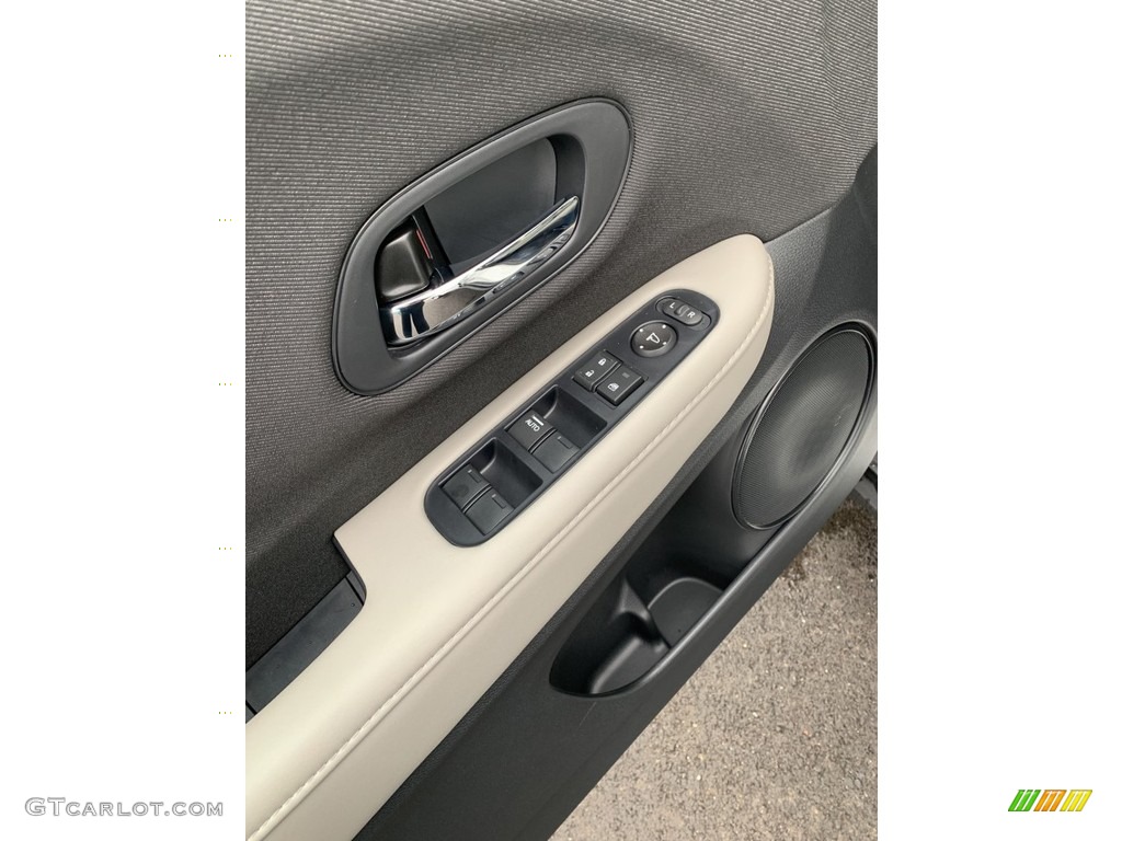 2019 HR-V LX AWD - Platinum White Pearl / Gray photo #9