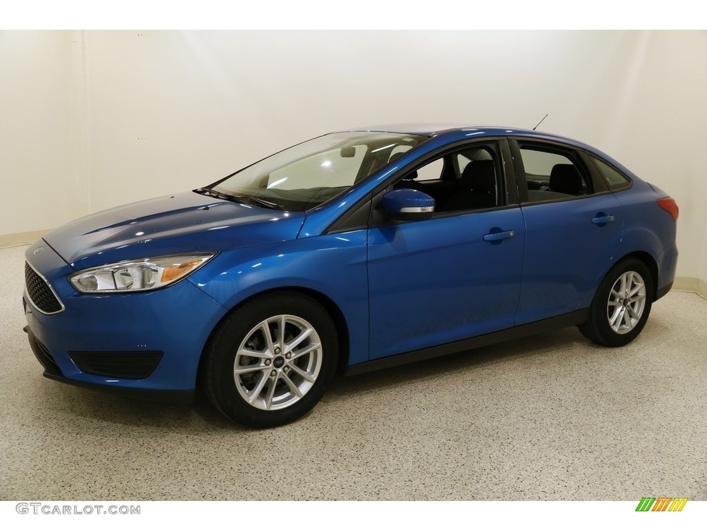 2016 Focus SE Sedan - Blue Candy / Charcoal Black photo #3