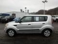 2010 Bright Silver Kia Soul 1.6  photo #6