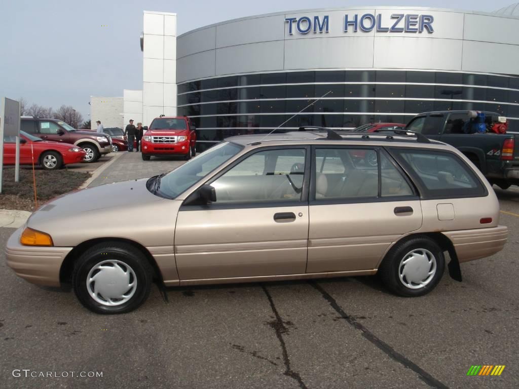 1993 Escort LX Wagon - Mocha Frost Metallic / Beige photo #2