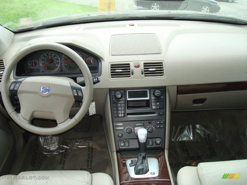 2004 XC90 2.5T - Nautic Blue Metallic / Taupe photo #28