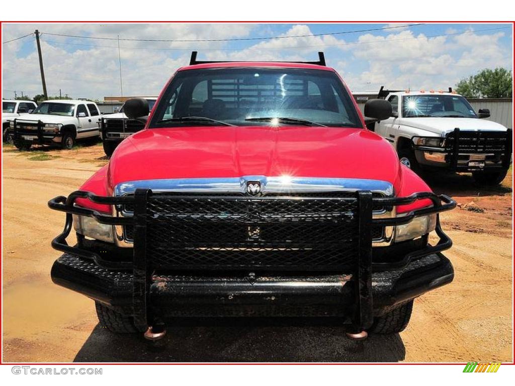 1997 Ram 2500 Laramie Regular Cab 4x4 - Flame Red / Gray photo #9