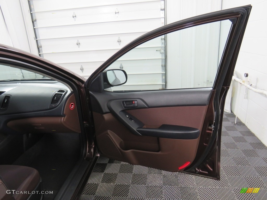 2010 Forte EX - Spicy Red / Coffee photo #39