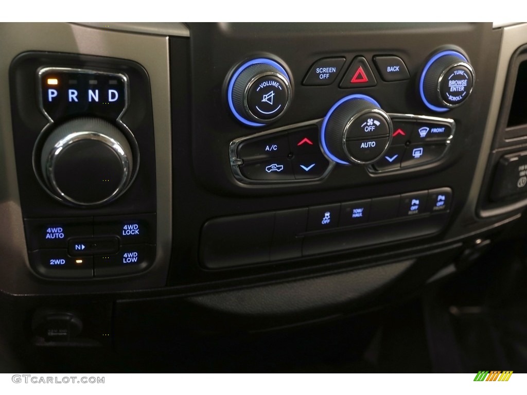 2019 1500 Classic Big Horn Crew Cab 4x4 - Brilliant Black Crystal Pearl / Black/Diesel Gray photo #13