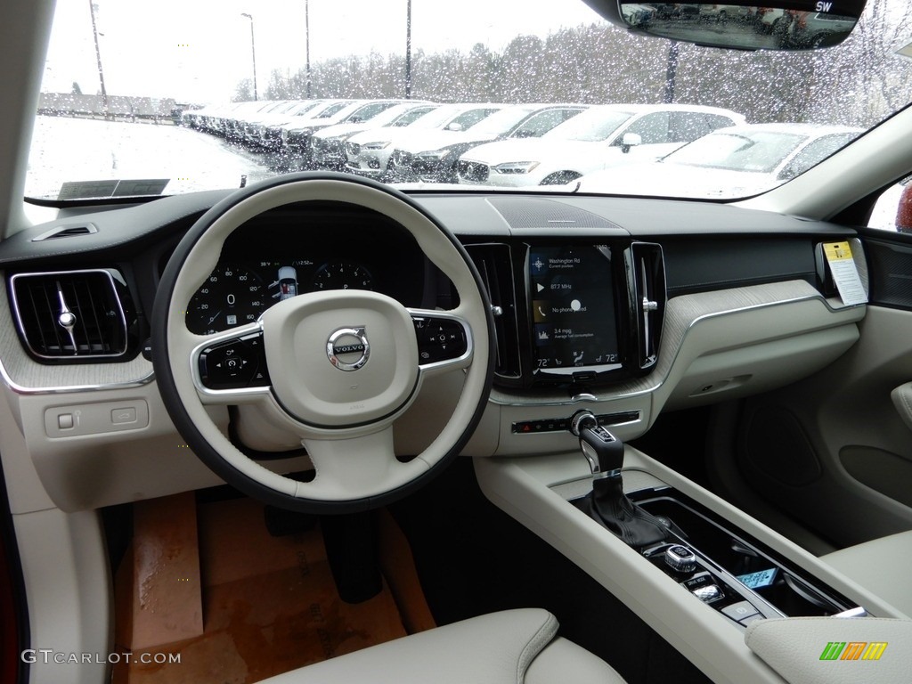 2019 Volvo XC60 T6 AWD Inscription Dashboard Photos
