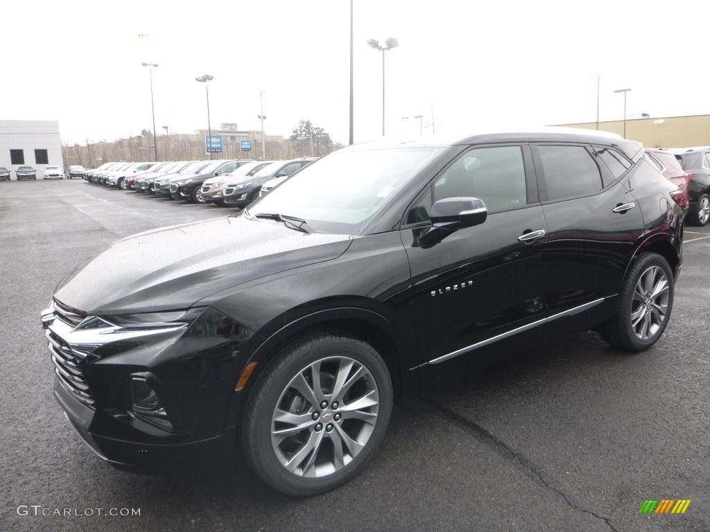 Black Chevrolet Blazer