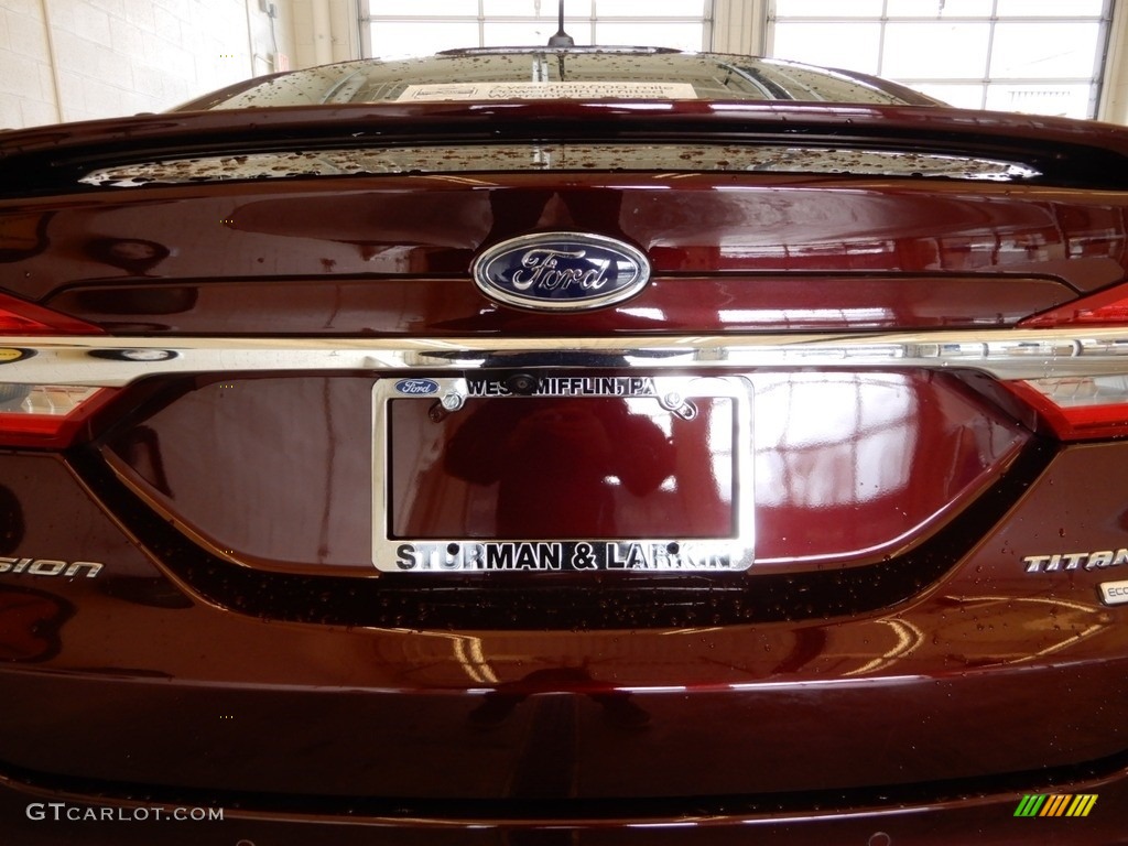 2017 Fusion Titanium AWD - Burgundy Velvet / Ebony photo #7