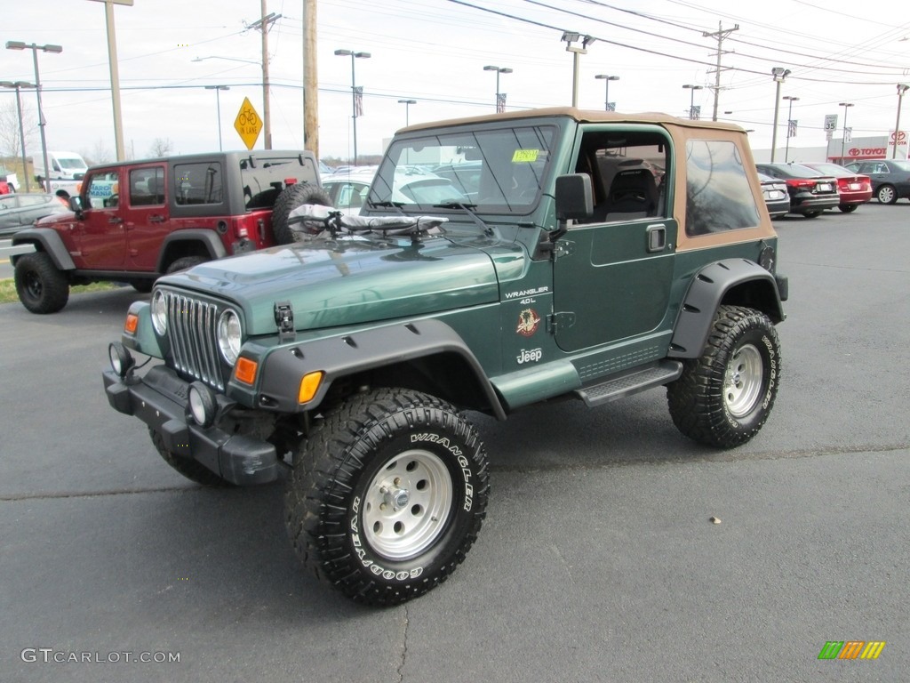 2000 Wrangler Sahara 4x4 - Forest Green Pearl / Camel/Dark Green photo #2