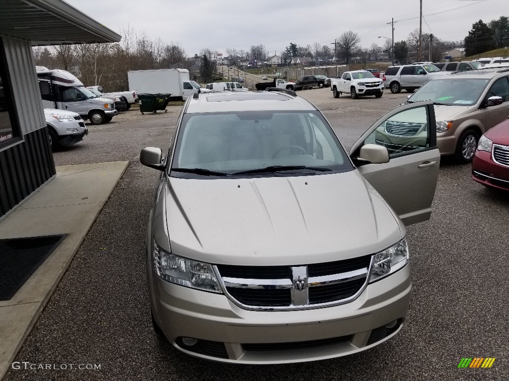 2009 Journey SXT AWD - Light Sandstone Metallic / Pastel Pebble Beige photo #20