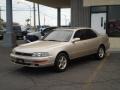 1994 Cashmere Beige Metallic Toyota Camry LE Sedan  photo #17