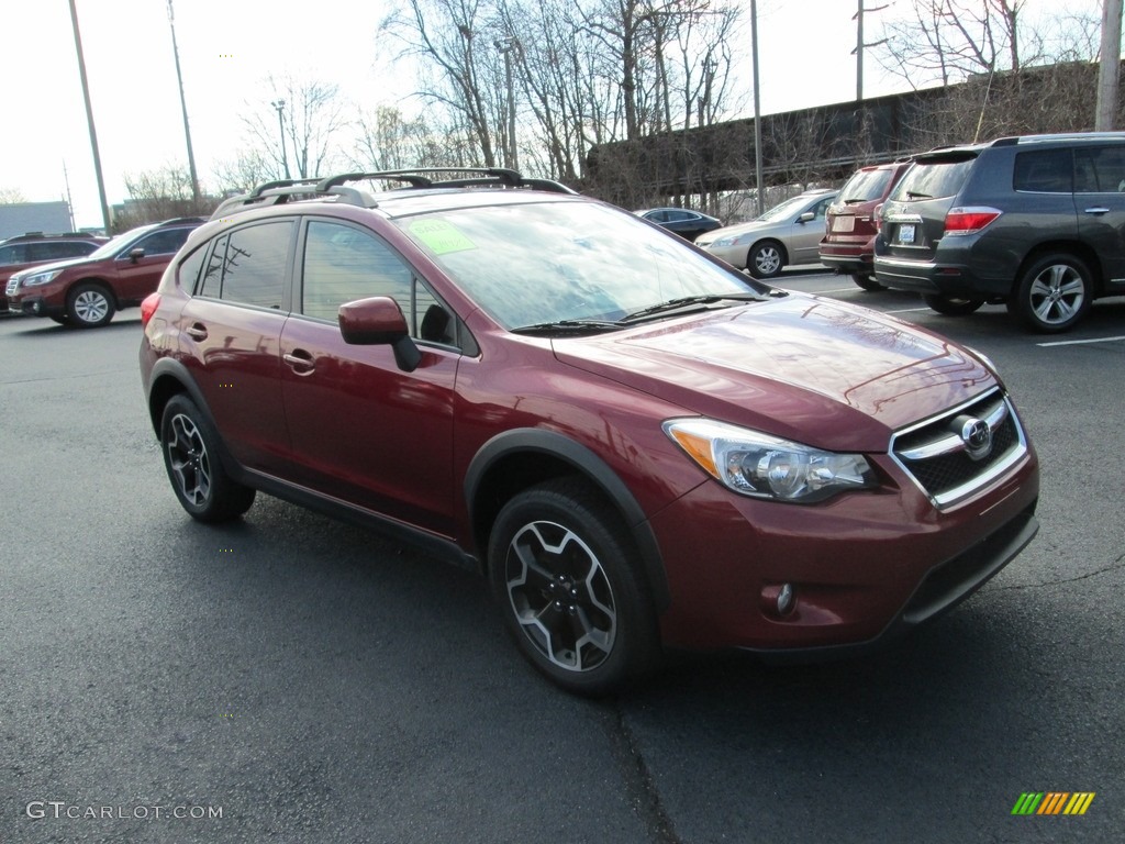 2014 XV Crosstrek 2.0i Premium - Venetian Red Pearl / Black photo #4