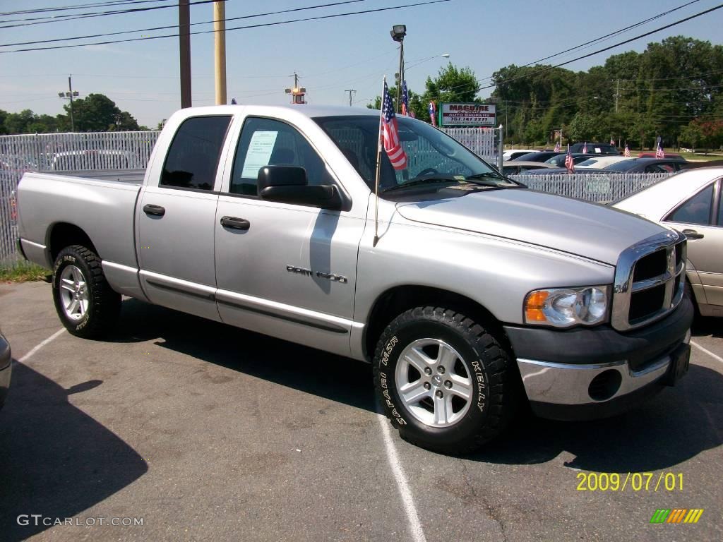 2004 Ram 1500 SLT Quad Cab - Bright Silver Metallic / Dark Slate Gray photo #1