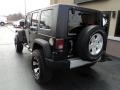 Black - Wrangler Unlimited X 4x4 Photo No. 3
