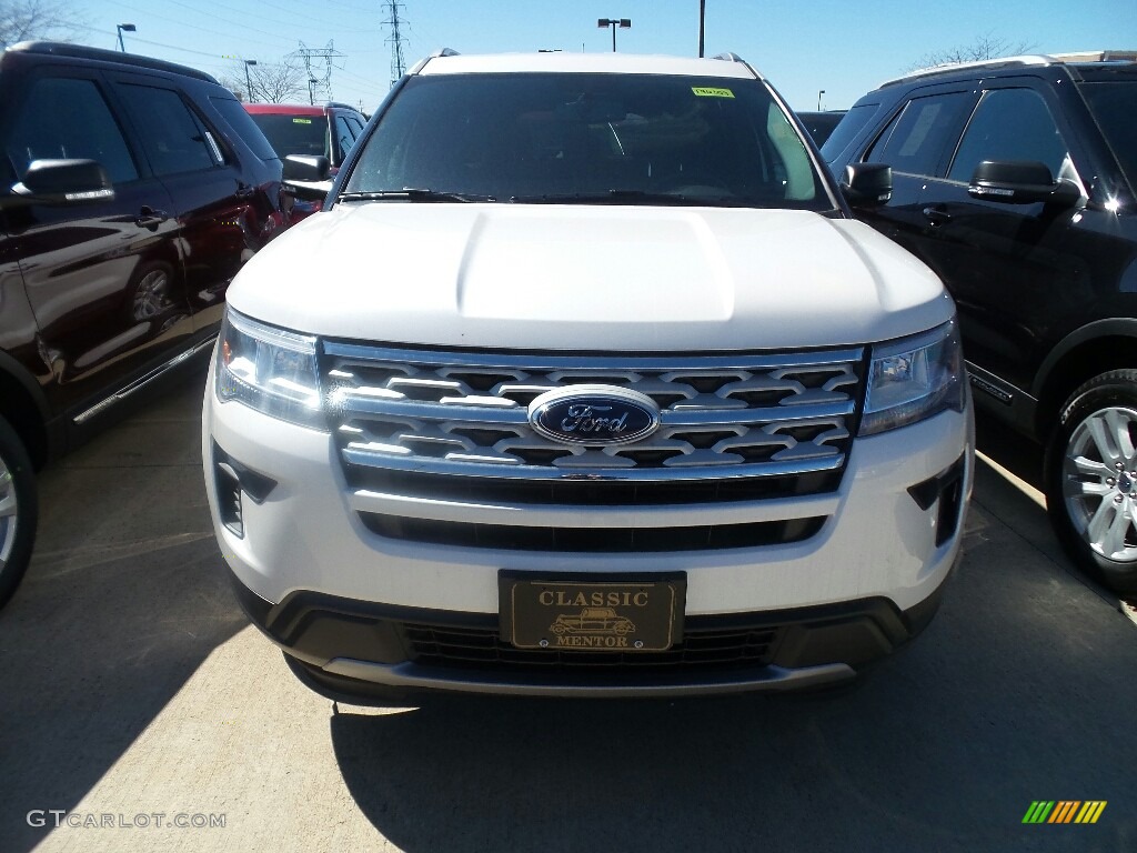 2019 Explorer XLT 4WD - White Platinum / Medium Black photo #2