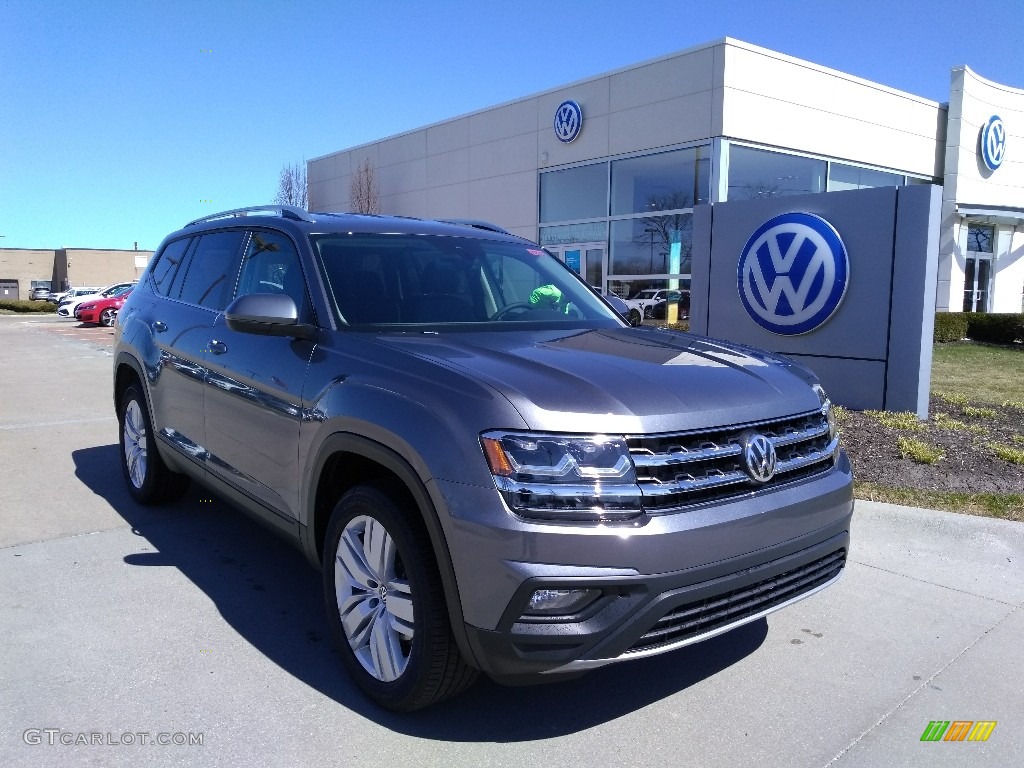 Platinum Gray Metallic 2019 Volkswagen Atlas SE 4Motion Exterior Photo #132542097