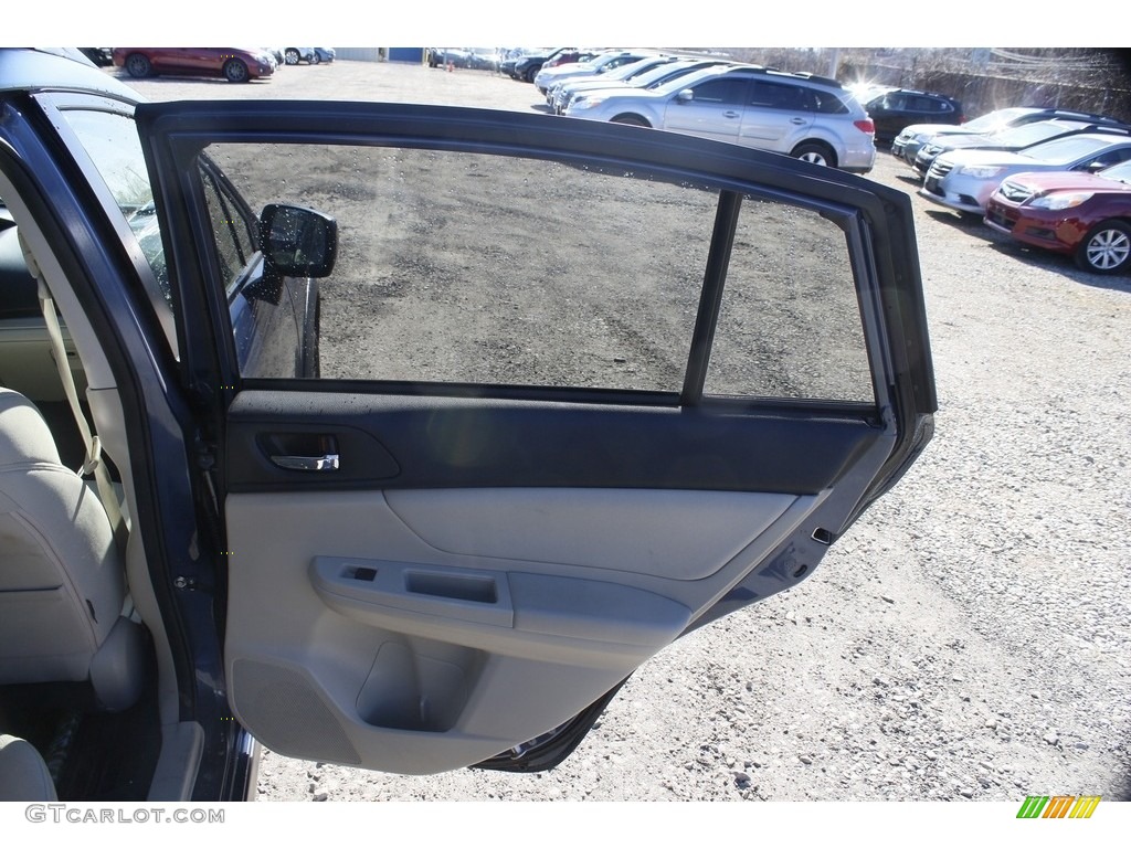 2013 XV Crosstrek 2.0 Premium - Marine Blue Pearl / Ivory photo #14