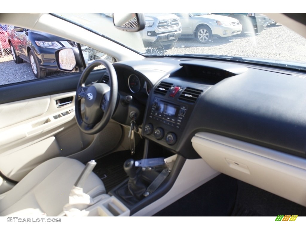 2013 XV Crosstrek 2.0 Premium - Marine Blue Pearl / Ivory photo #15