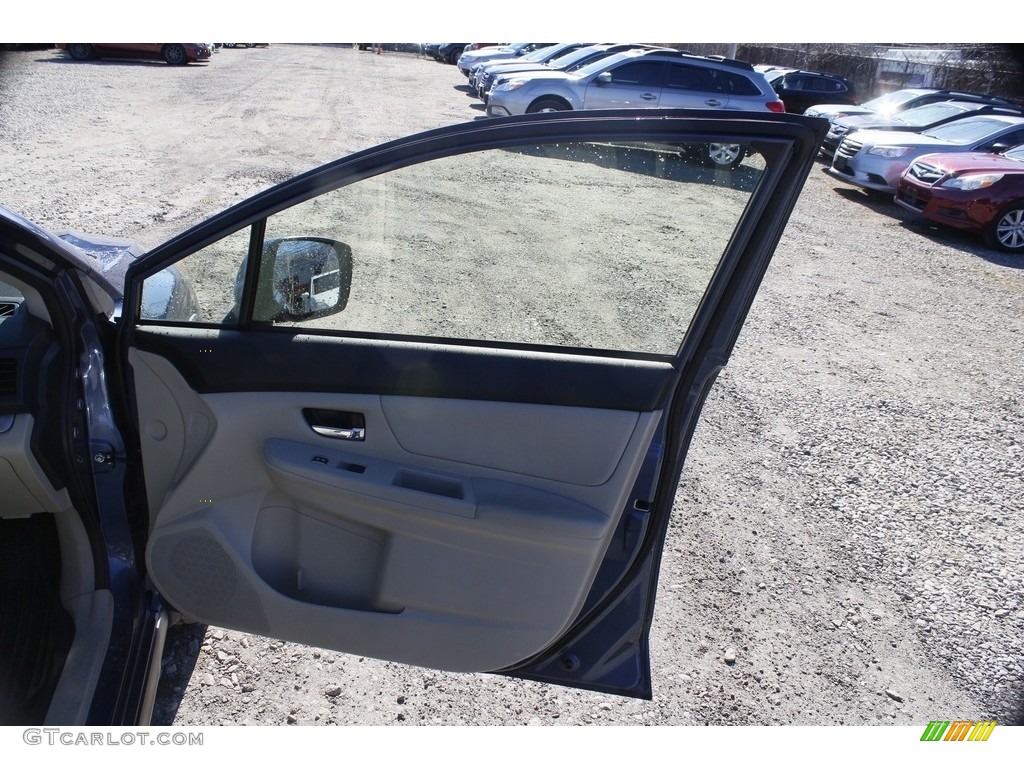 2013 XV Crosstrek 2.0 Premium - Marine Blue Pearl / Ivory photo #16